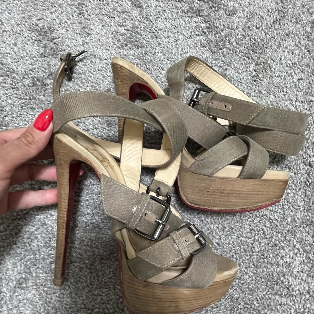 Stylish Tan Platform Heels